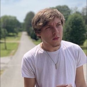 Meet your Posher, Blake